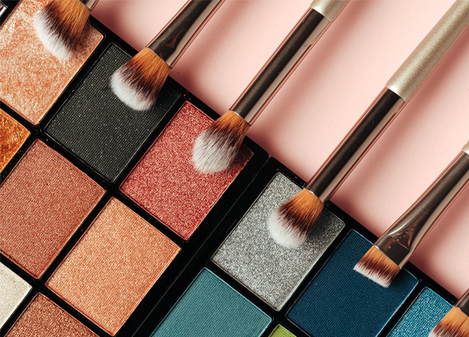 How to Create Your Own Cosmetics and Skincare Brand: A Step-by-Step OEM Collaboration Guide